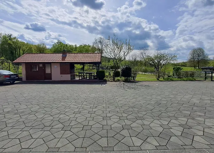 Slunj Hotels