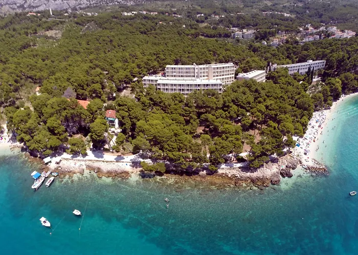 Brela Hotels